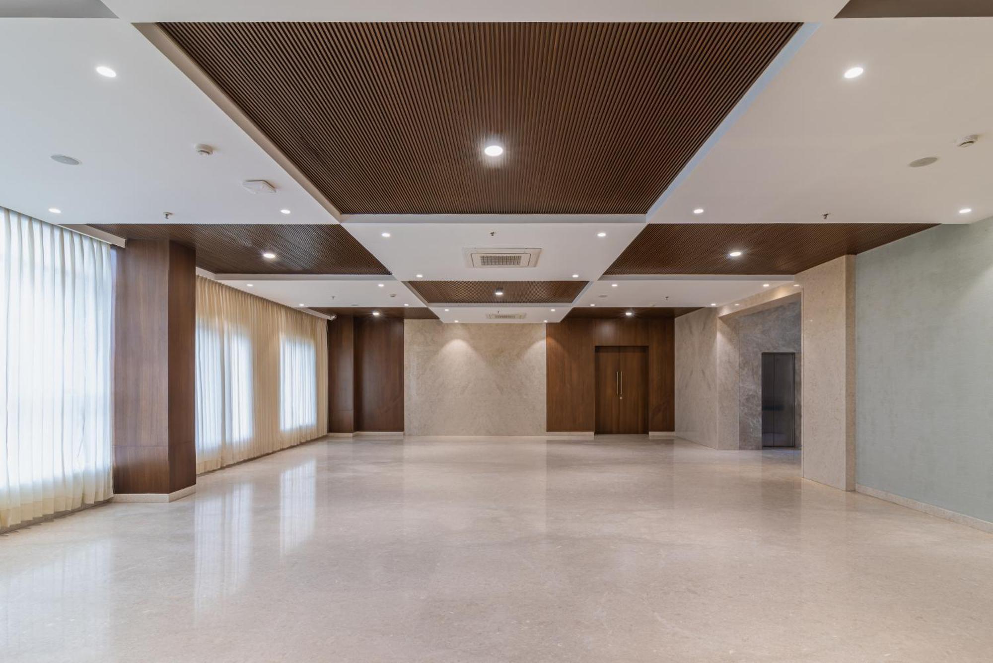 Royal Embassy Hotel Erode Exterior foto